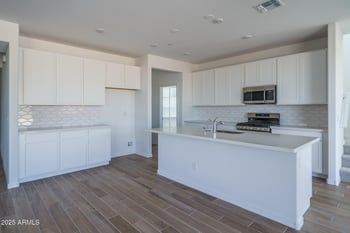 2852 214th Dr, Buckeye, AZ 85396