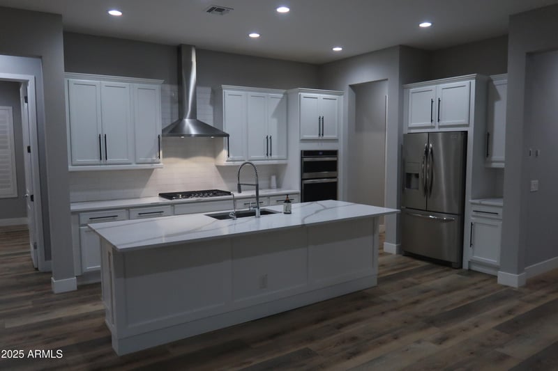 2852 E Robin Ln E, Phoenix, AZ 85050