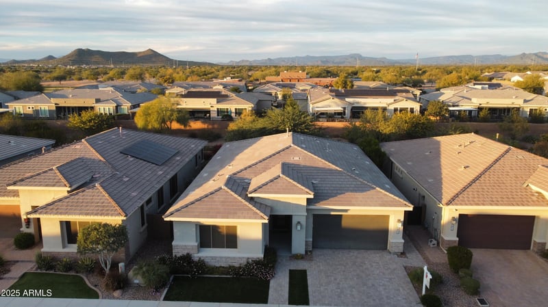 2852 E Robin Ln E, Phoenix, AZ 85050
