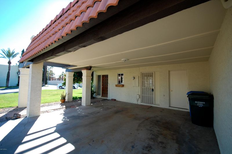 2852 N 49th Pl, Phoenix, AZ 85008