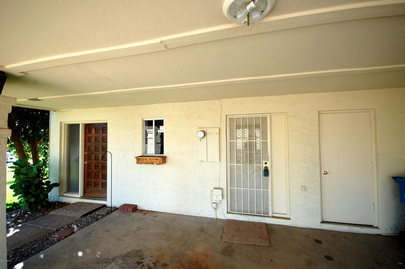 2852 N 49th Pl, Phoenix, AZ 85008