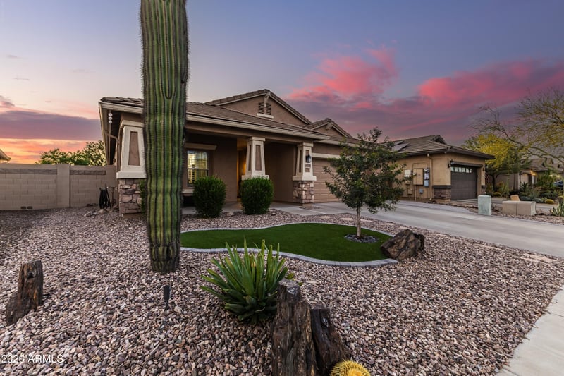 28526 26th Dr, Phoenix, AZ 85085