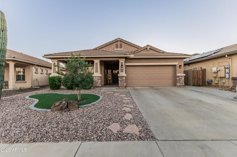 28526 26th Dr, Phoenix, AZ 85085