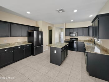 2853 Cathy Dr, Gilbert, AZ 85296