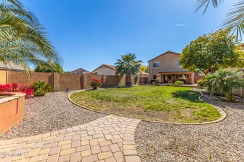 28537 Dolomite Ln, San Tan Valley, AZ 85143
