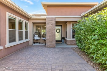 2855 Los Gatos Dr, Phoenix, AZ 85050