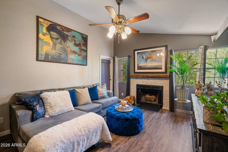 2855 S Extension Rd #210, Mesa, AZ 85210