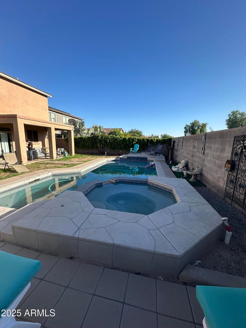 28550 Sunset Dr, San Tan Valley, AZ 85143