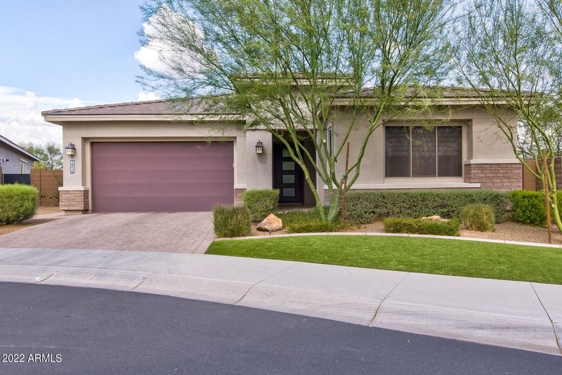 2856 E Donald Dr, Phoenix, AZ 85050