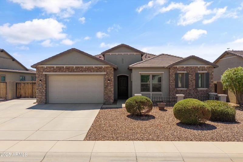 2857 Inca Ln, San Tan Valley, AZ 85140