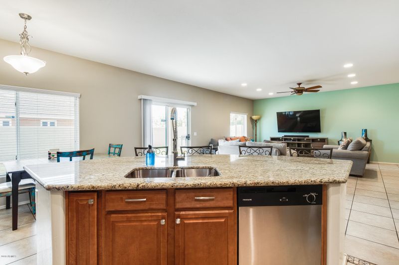2857 W State Ave, Phoenix, AZ 85051