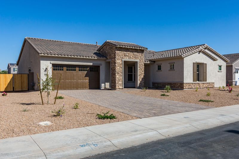 2858 E Turnberry Dr, Gilbert, AZ 85298