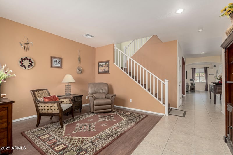 28582 Sunset Dr, San Tan Valley, AZ 85143