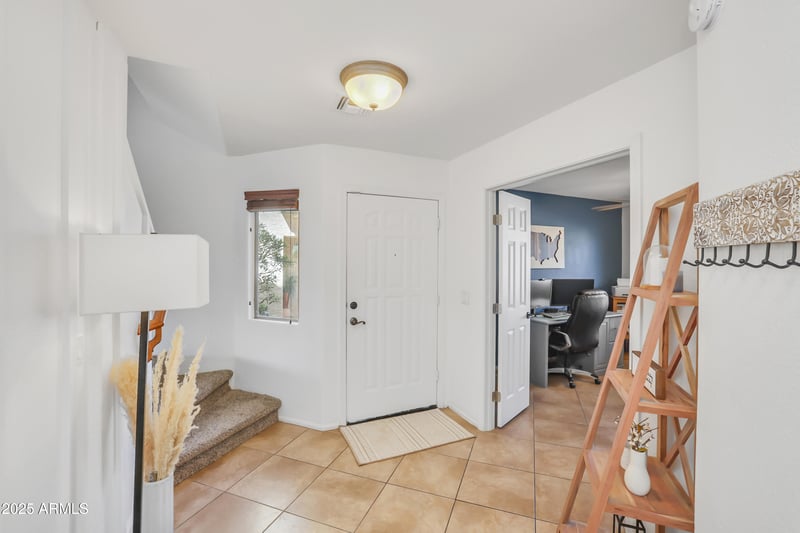 28590 Dolomite Ln, San Tan Valley, AZ 85143