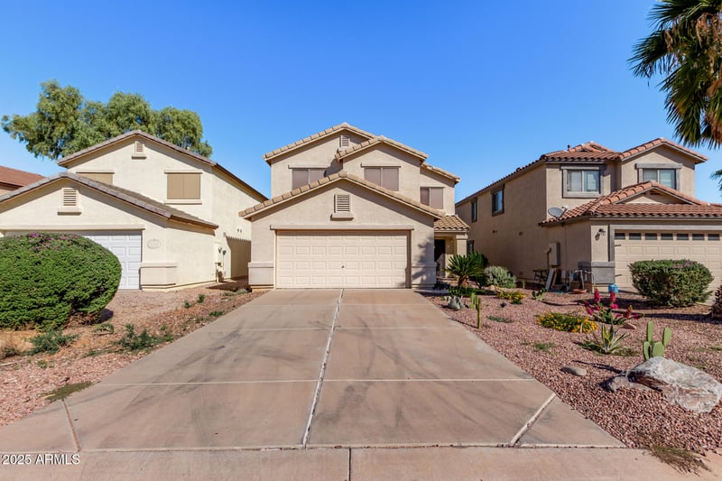28597 Dolomite Ln, San Tan Valley, AZ 85143