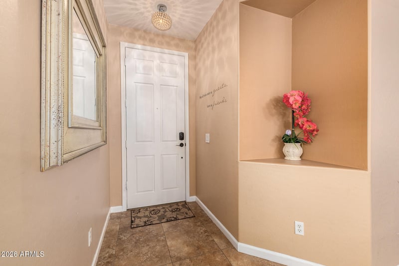 286 Cheyenne Rd, San Tan Valley, AZ 85143