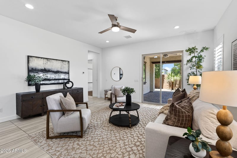 286 E Dogwood Dr, Chandler, AZ 85286