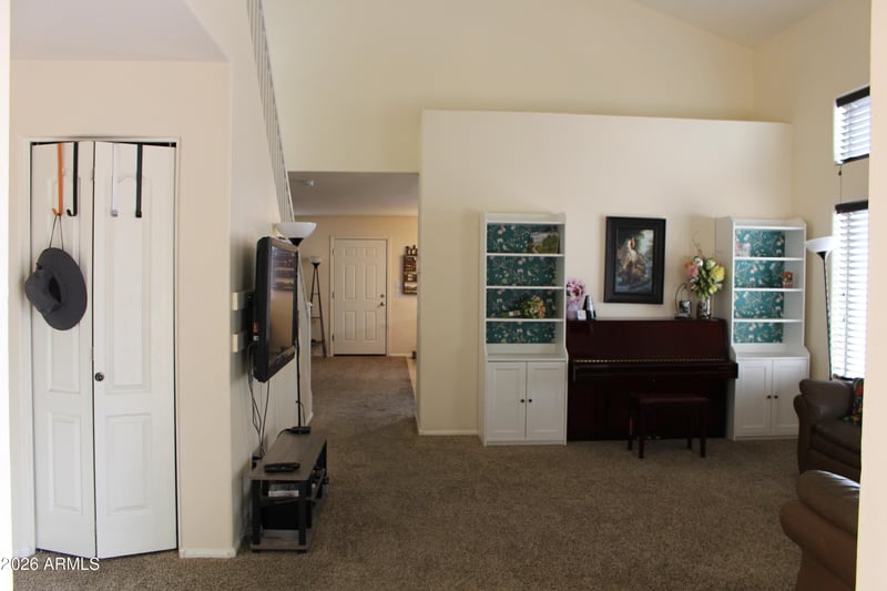 286 Hereford Dr, San Tan Valley, AZ 85143
