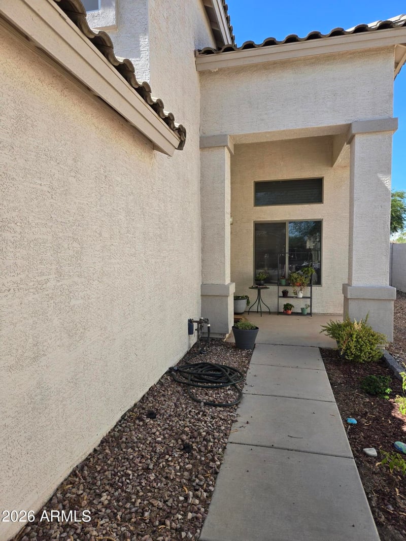 286 Hereford Dr, San Tan Valley, AZ 85143