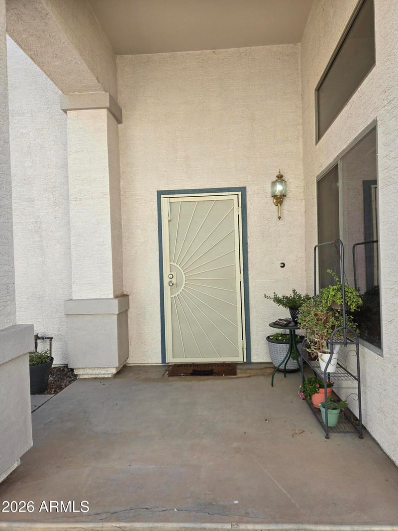 286 Hereford Dr, San Tan Valley, AZ 85143