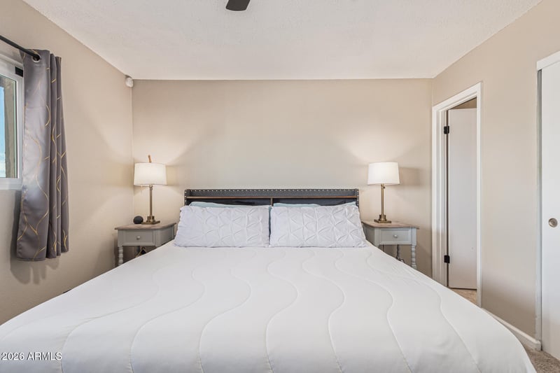 286 W Palomino Dr #104, Chandler, AZ 85225