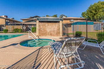 286 W Palomino Dr #104, Chandler, AZ 85225
