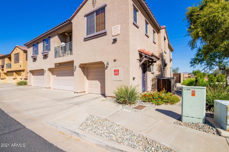 2860 E Dunbar Dr, Phoenix, AZ 85042