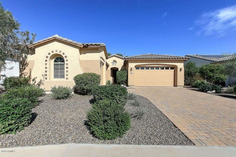 2860 E Iris Dr, Chandler, AZ 85286