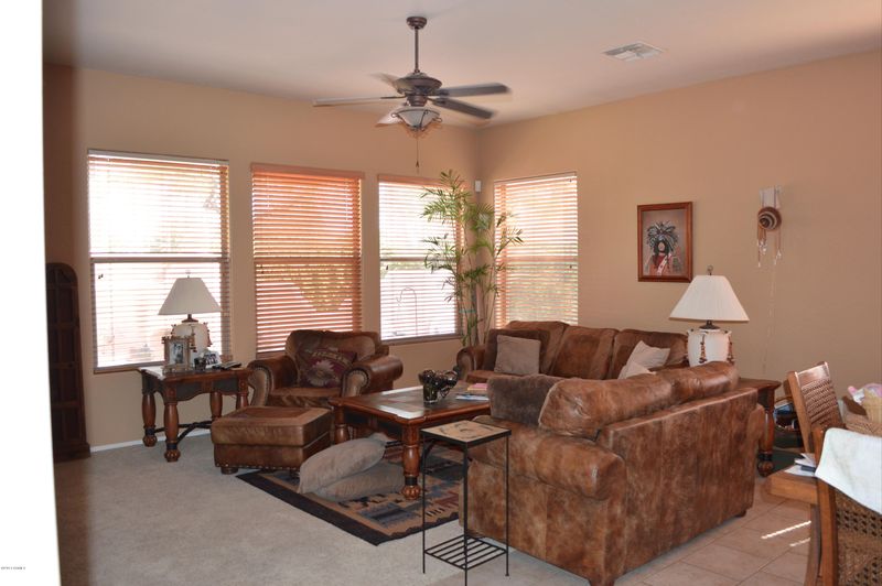 2860 E Temple Ct, Gilbert, AZ 85296