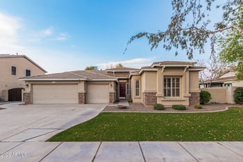 2860 Lexington Ct, Gilbert, AZ 85234
