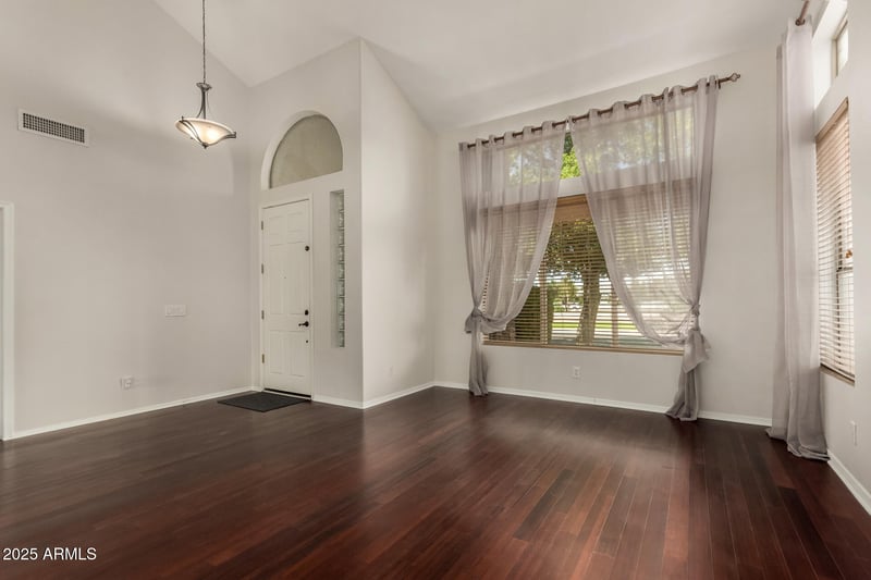2861 Brooks Ct, Gilbert, AZ 85296