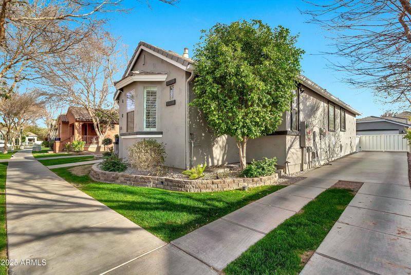 2861 E Camellia Dr, Gilbert, AZ 85296