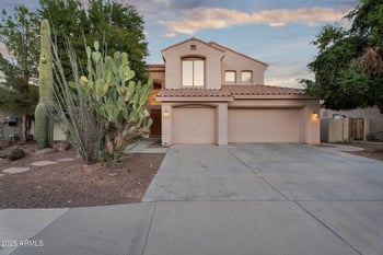 2861 Illinois Pl, Chandler, AZ 85286