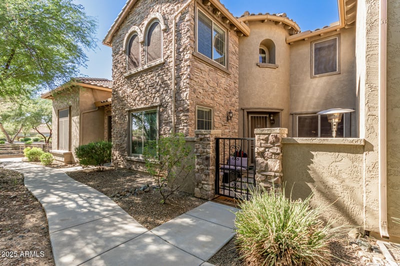 28613 21st Ave, Phoenix, AZ 85085