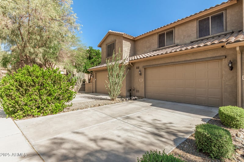 28613 21st Ave, Phoenix, AZ 85085