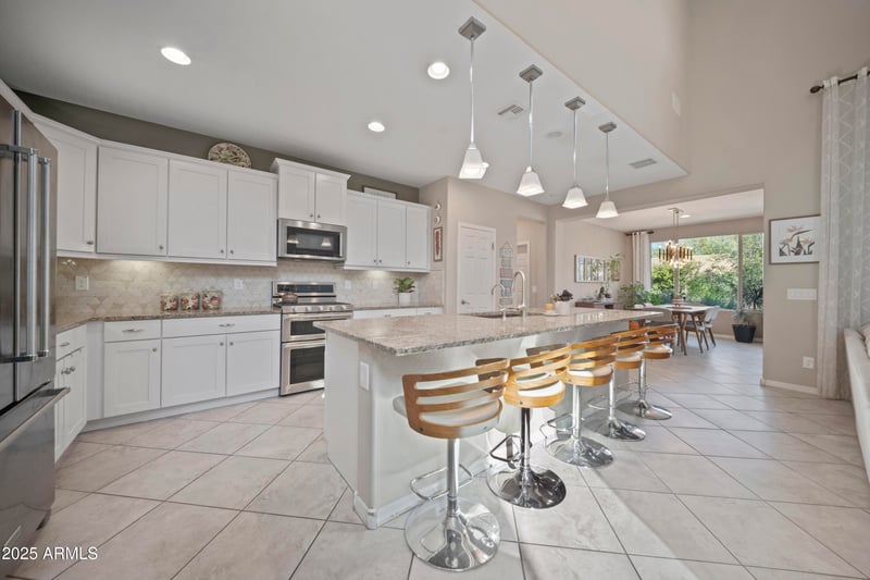 28613 23rd Dr, Phoenix, AZ 85085