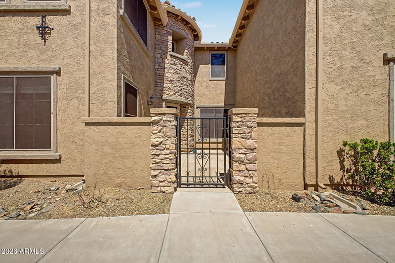 28614 21st Ave, Phoenix, AZ 85085