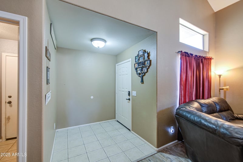 28615 Dolomite Ln, San Tan Valley, AZ 85143