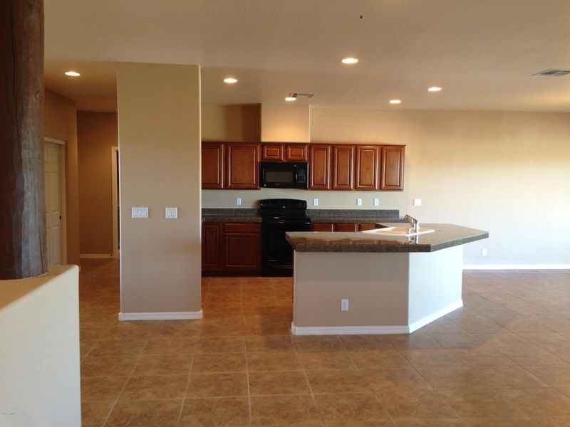 28615 N 252nd Dr, Wittmann, AZ 85361