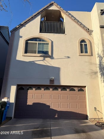 2863 Pinchot Ave, Phoenix, AZ 85016