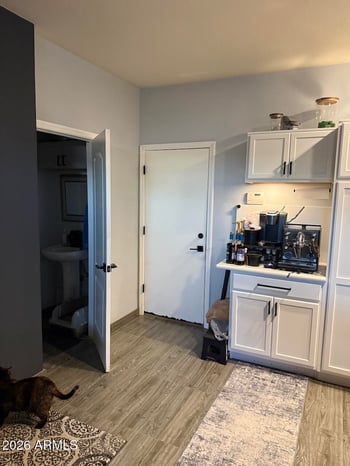 2863 Pinchot Ave, Phoenix, AZ 85016