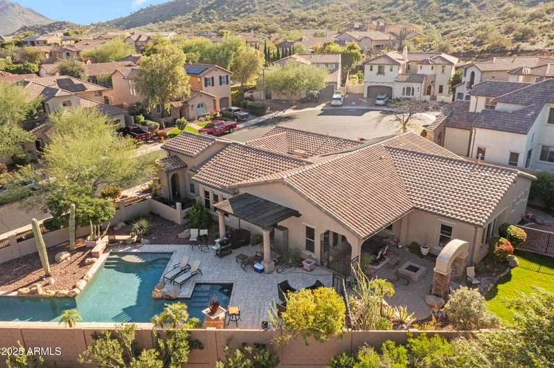 28638 68th Dr, Peoria, AZ 85383