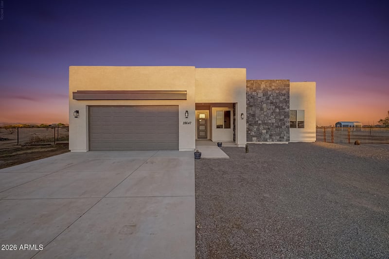 28647 N 257th Dr, Wittmann, AZ 85361