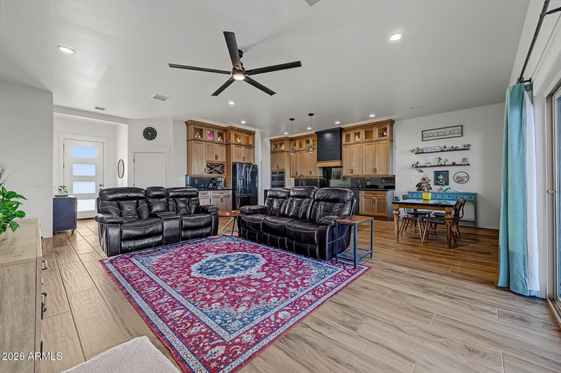 28647 N 257th Dr, Wittmann, AZ 85361