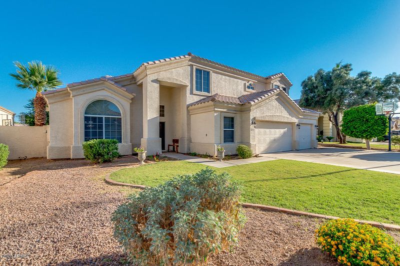 2865 E Fox St, Mesa, AZ 85213