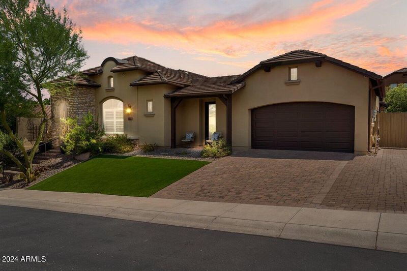 28657 N 68th Dr, Peoria, AZ 85383