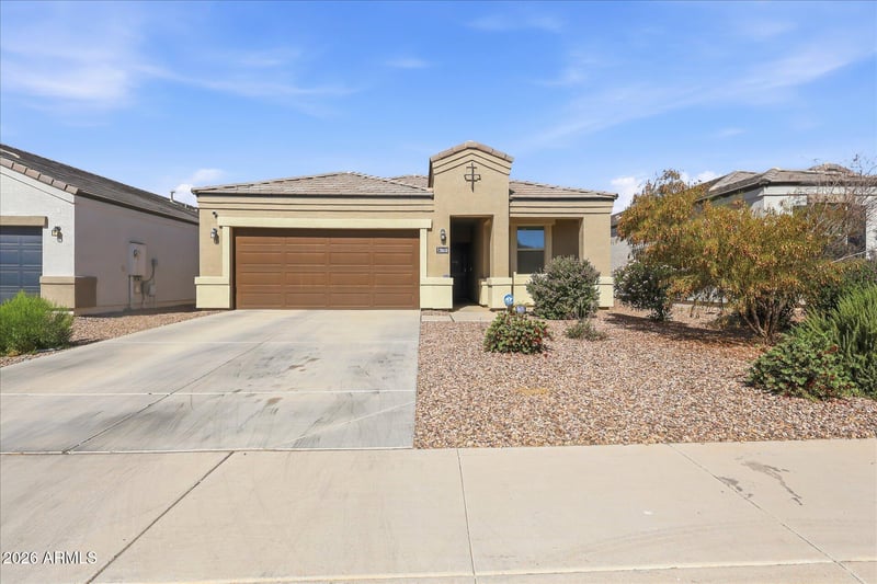 28658 Geode Dr, San Tan Valley, AZ 85143