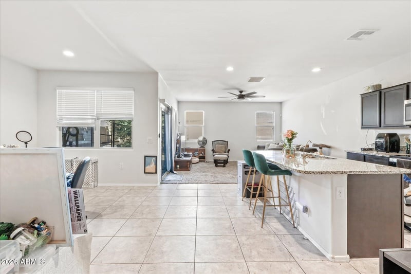 28658 Geode Dr, San Tan Valley, AZ 85143