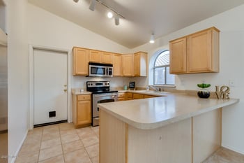 2866 S Lobo Cy, Mesa, AZ 85212