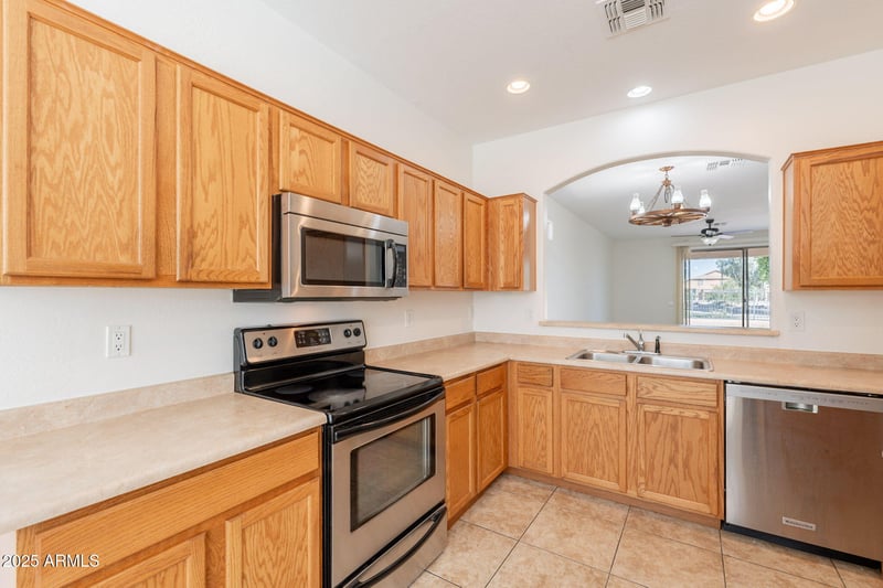 2867 152nd Ave, Goodyear, AZ 85395